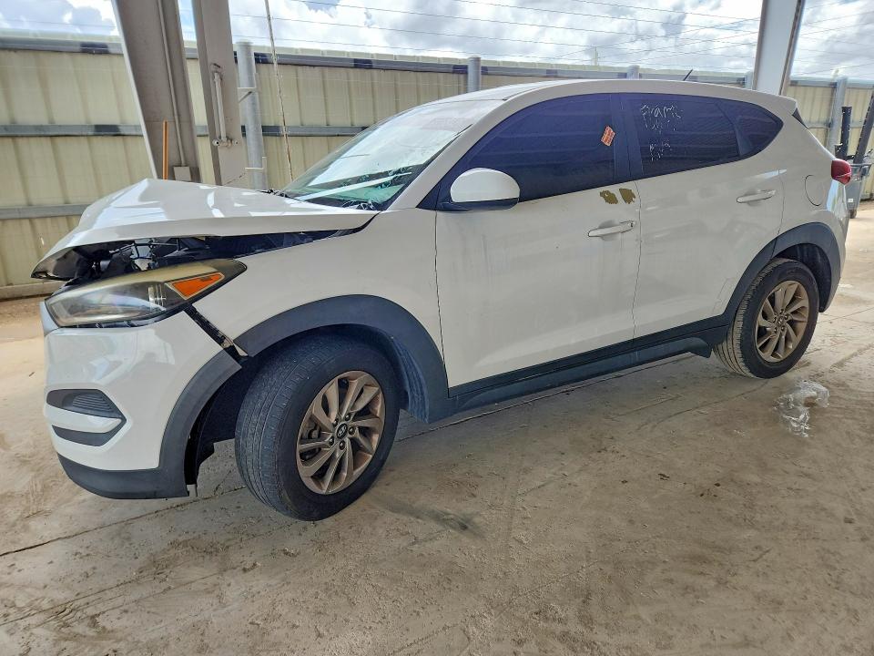 2018 HYUNDAI TUCSON SE