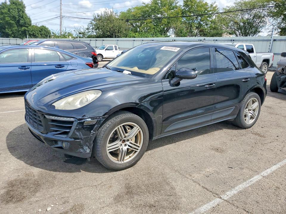 2016 PORSCHE MACAN S